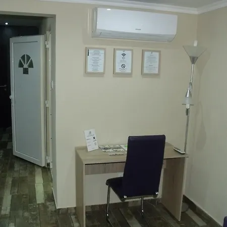 Apartment Alkotmany *